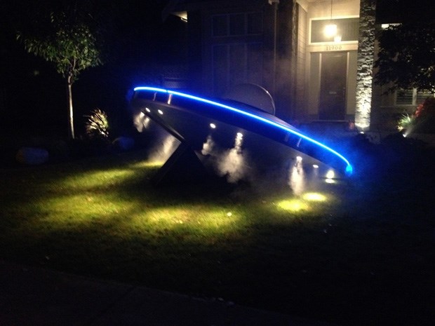 George Simnos' finished creation, 'crash-landed' in a neighbour's garden!