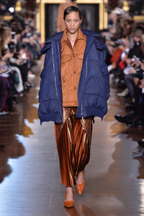 Style File 0825