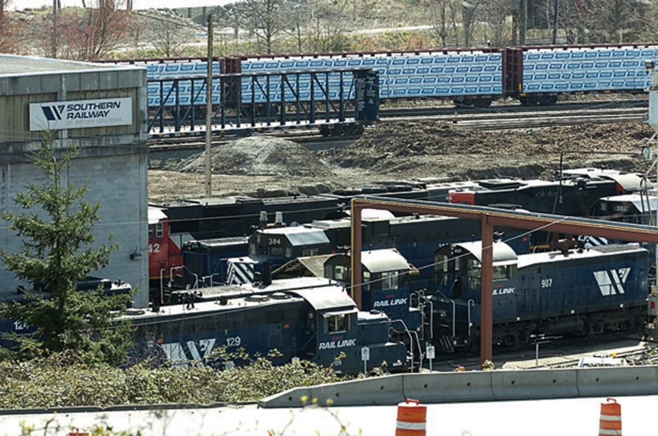 Trains on marine drive