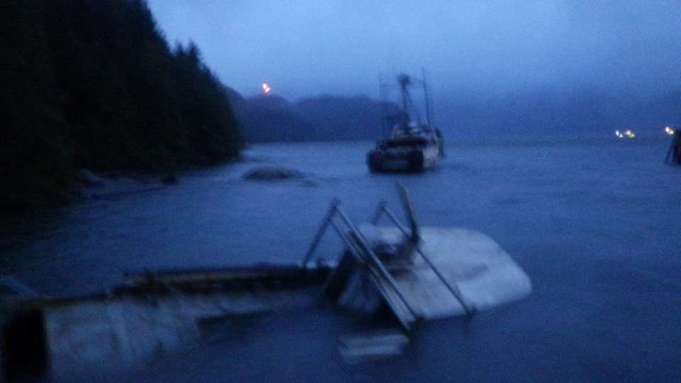 Authorities working to contain fuel spill in Squamish waters_6