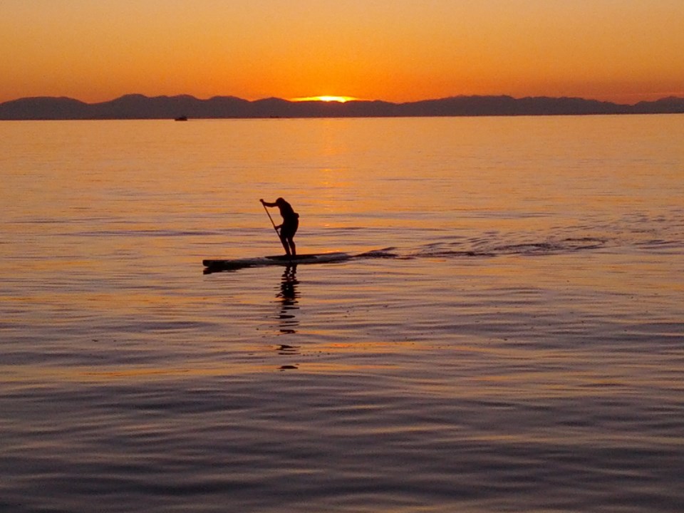 Dundarave paddleboard