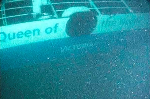 Queen of the North underwater