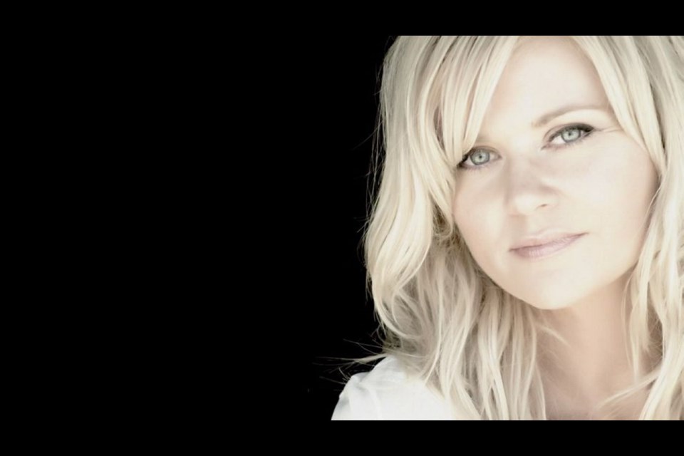 The Huron Carole tour features Beverley Mahood.