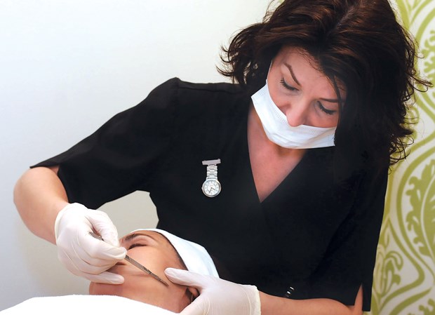 dermaplaning