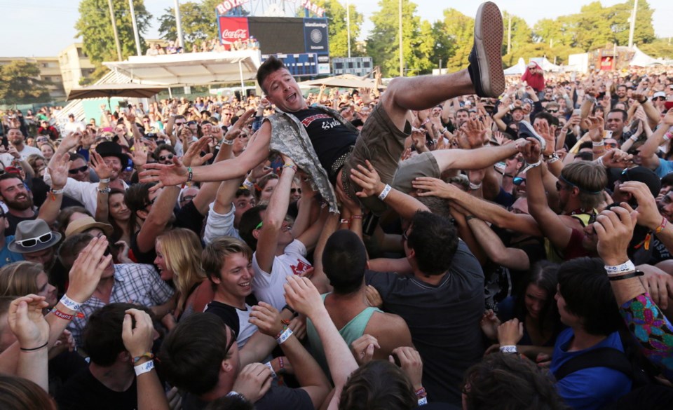c9-1012-rifflandia-120.jpg