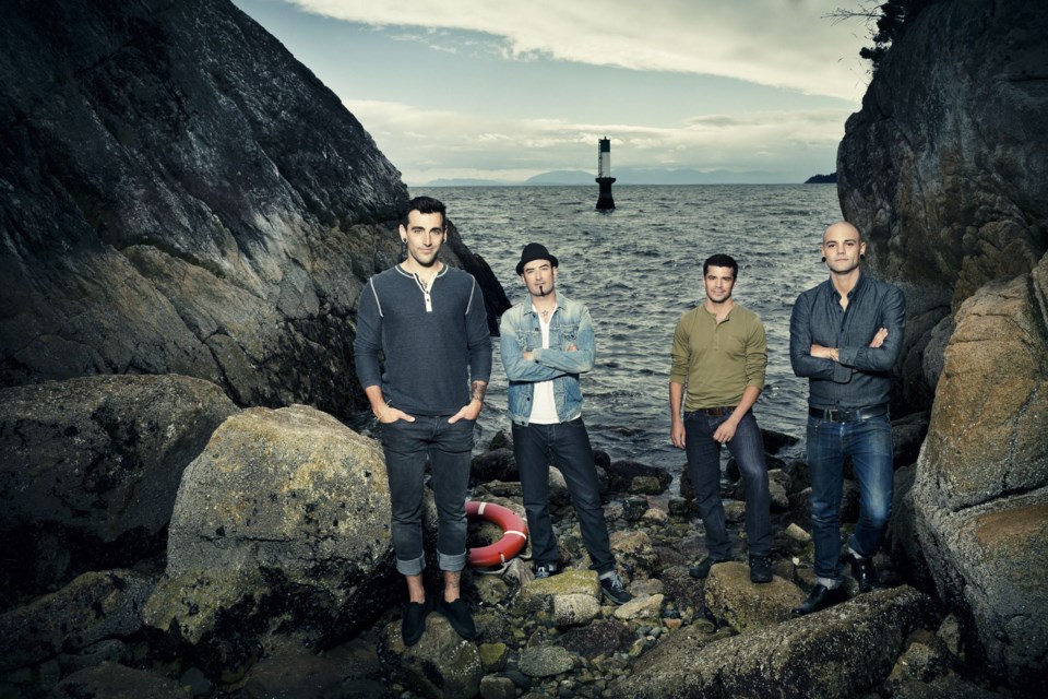 GP201210301279976AR.jpg