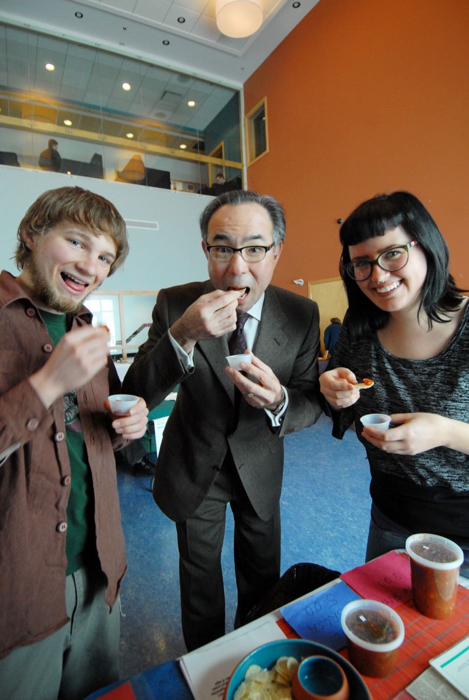 GP201210303099997AR.jpg