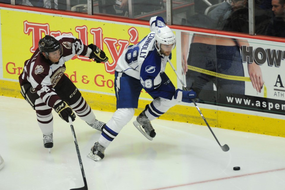 GP201210312219968AR.jpg