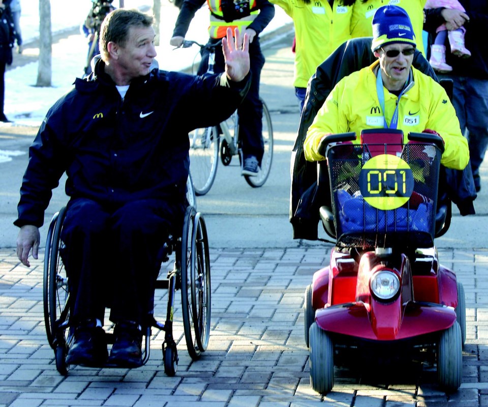 GP201210303209995AR.jpg