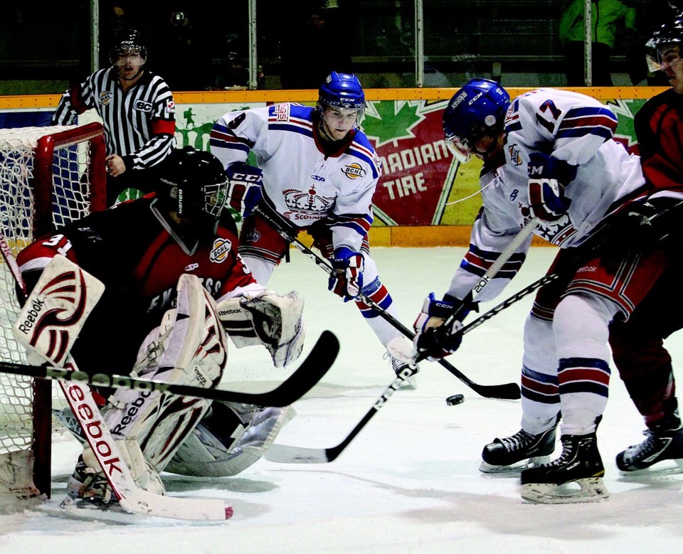 GP201210312109979AR.jpg