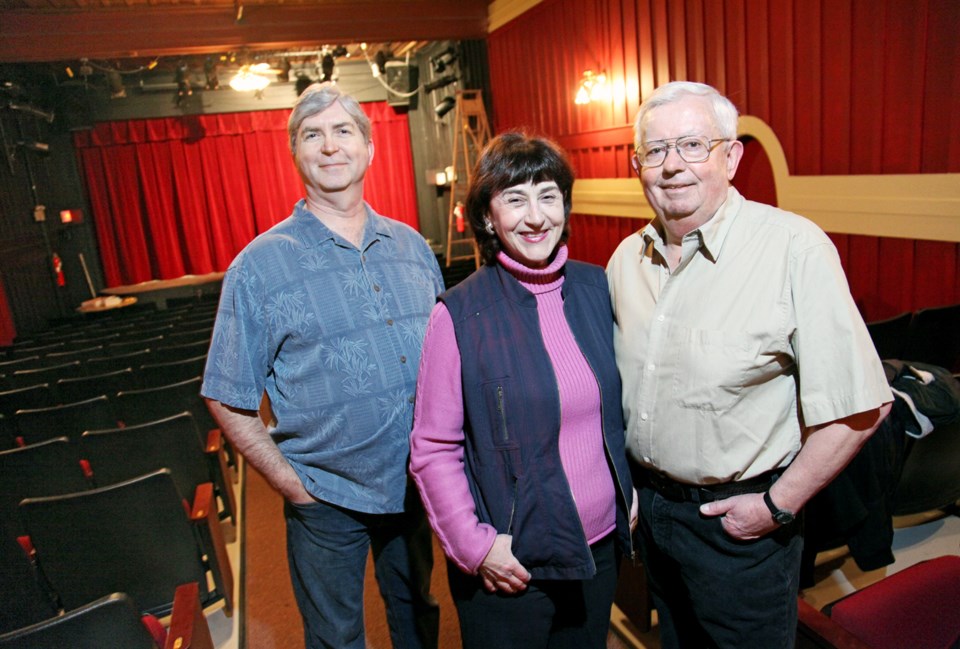 Bernie Legge Theatre, Dwayne Campbell, Elizabeth Elwood, Hugh Elwood, Vagabond Players