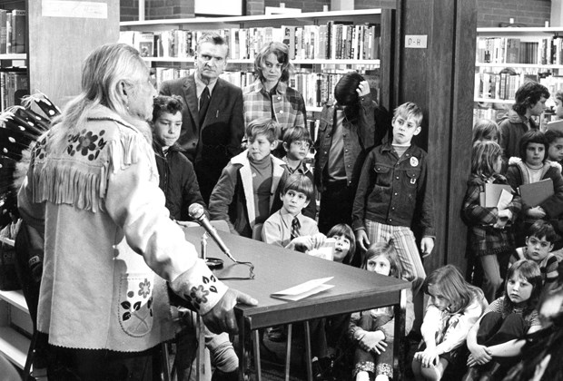 Actor, author and Tsleil-Waututh Chief Dan George address young readers at the start of Young Canada Book Week in 1971.
