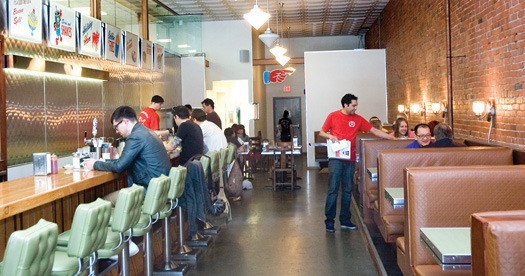 VAN201205162164745.jpg