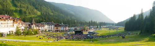 VAN201208152211332.jpg