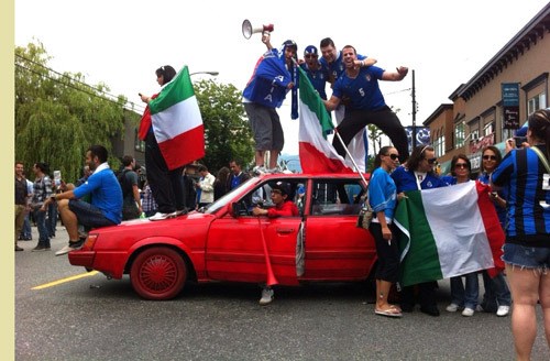 VAN201206282188003.jpg