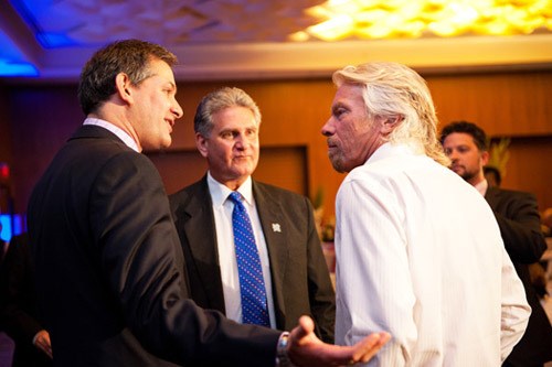 VAN201207302203380.jpg