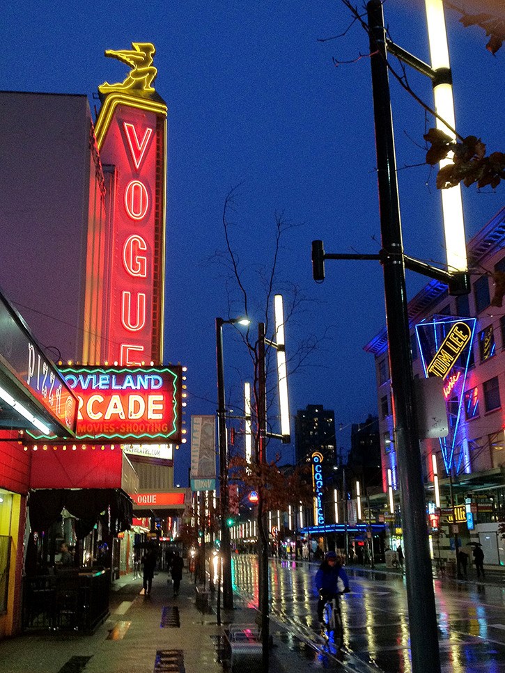 VAN201305102368944.jpg