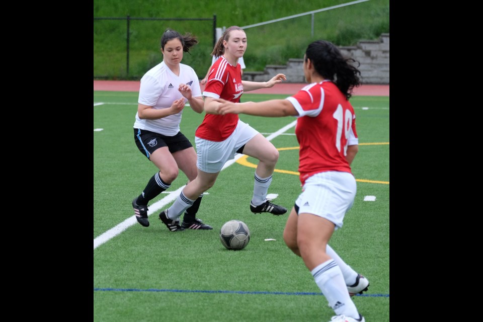Alpha vs STM in BNW high school district AA challenge soccer at bby Central turf