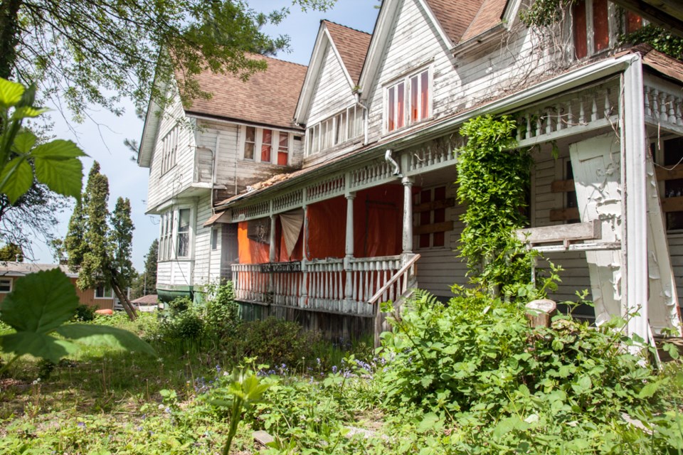 Alexander Evans Residence