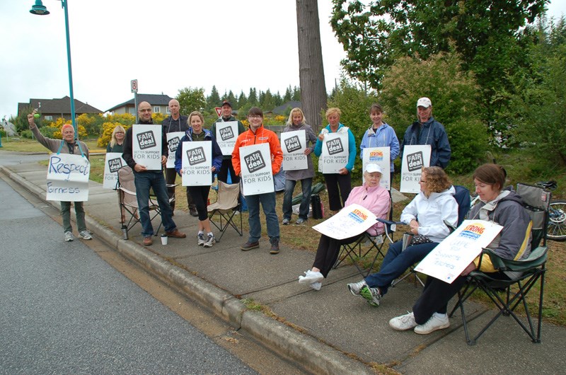 Teachers were on the picket line at Chatelech Secondary School on Thursday morning as the B.C. Teachers’ Federation rotating strikes hit schools in School District No. 46. Another rotating strike will close Coast schools on Tuesday, June 3.
