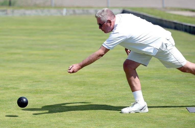 SPORTS-lawn-bowling.4.jpg