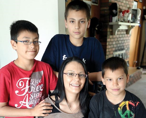 mom-of-the-year-finalist.16.jpg