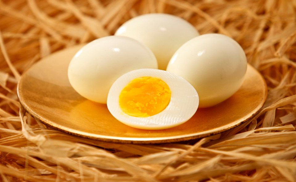 boiled eggs_3.jpg