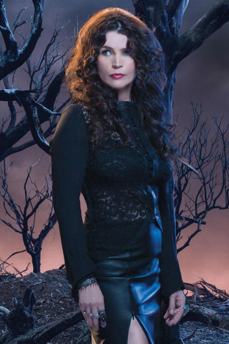 Small Screen: Witches role tougher than Mad Men, actor says - Victoria  Times Colonist