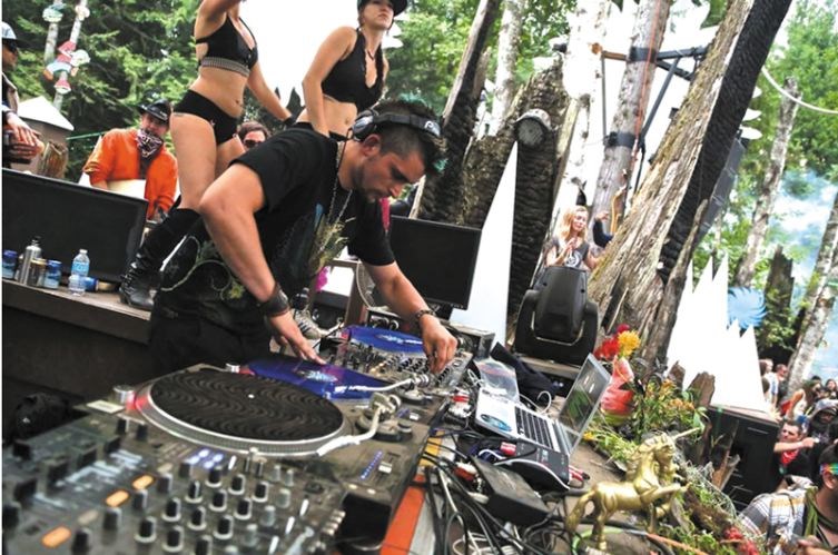 midsummers-dream-festival.1.jpg