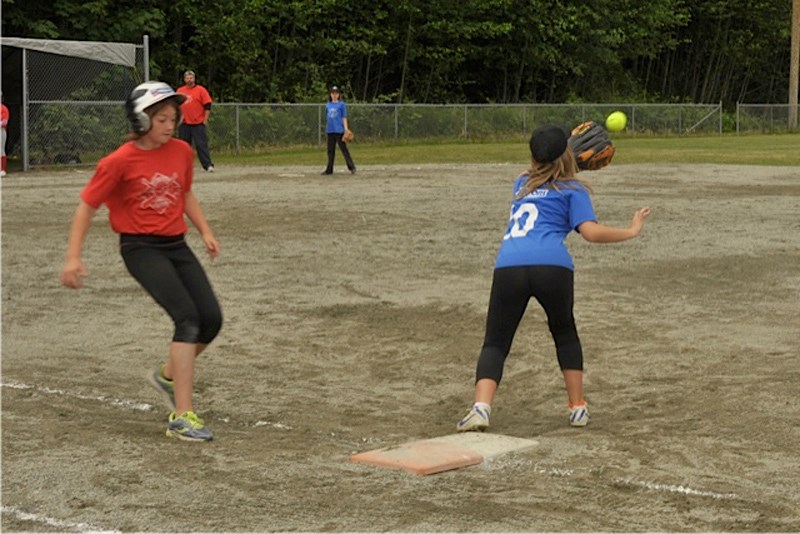 Sechelt minor softball