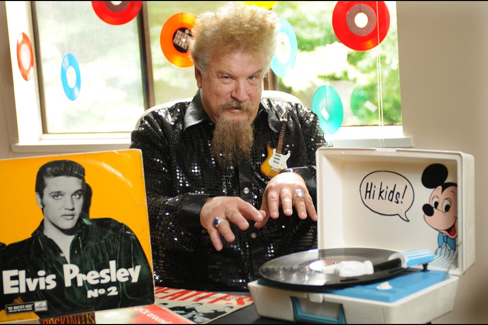 Rock ‘n’ roll history buff Michael Willmore approaches his 10th year hosting the quirky, low-budget cable access show Rockinitis on Shaw TV.