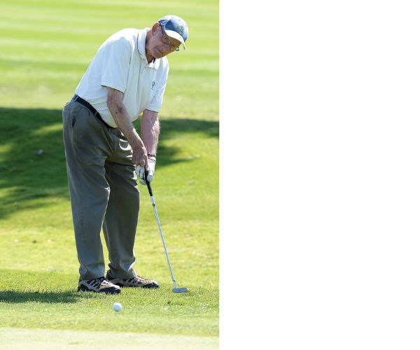 SPORTS-oldest-golfer.01.jpg