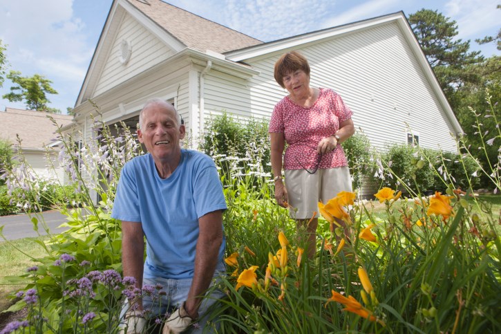 seniors-stay-in-homes.jpg