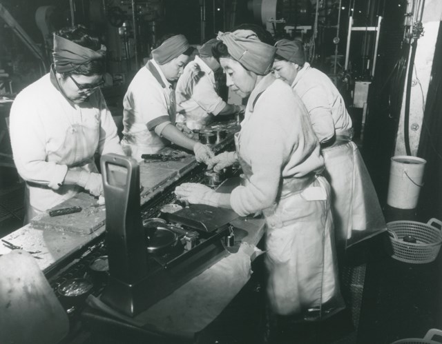 Cannery workers