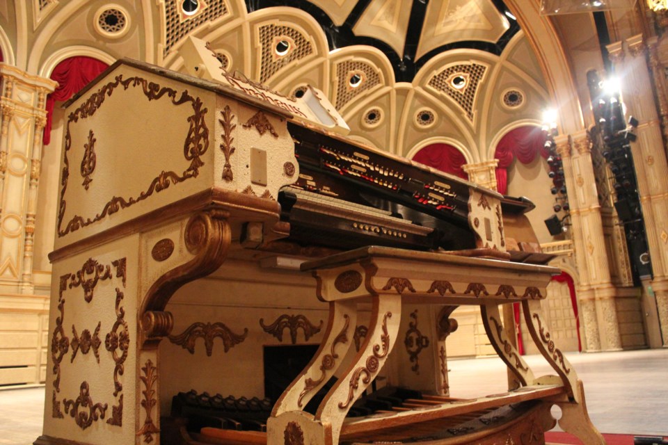 The Orpheum's organ originally was raised and lowered by hydraulics. During intermission, it was unintentionally lowered by water pressure from the theatre's toilets. Photo Christopher Cheung