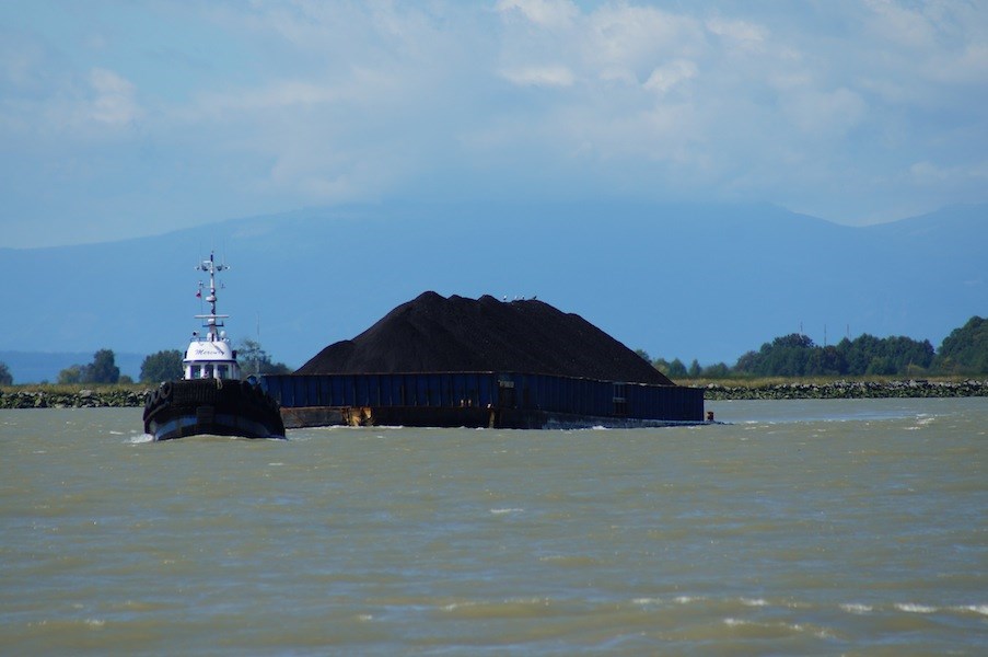 Photos: The mighty, busy Fraser River_4