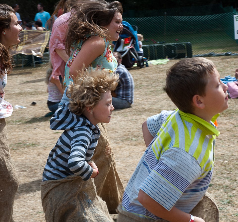 sackraces