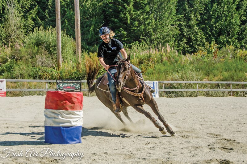 Ted Bowe barrel race