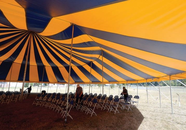 Gospel-Tent-outreach.29.jpg