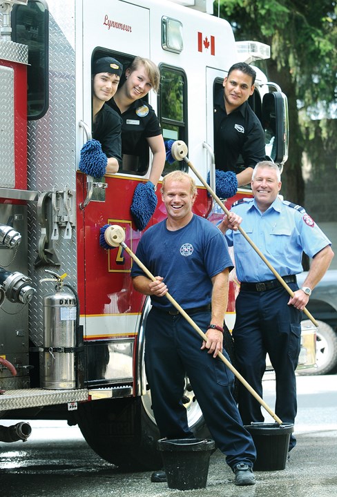 Firefighters car wash
