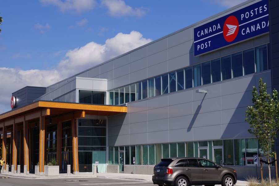 Photos: Canada Post's new Pacific Processing Centre_15