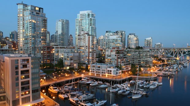 Vancouver-Coal-Harbour-condos.jpg