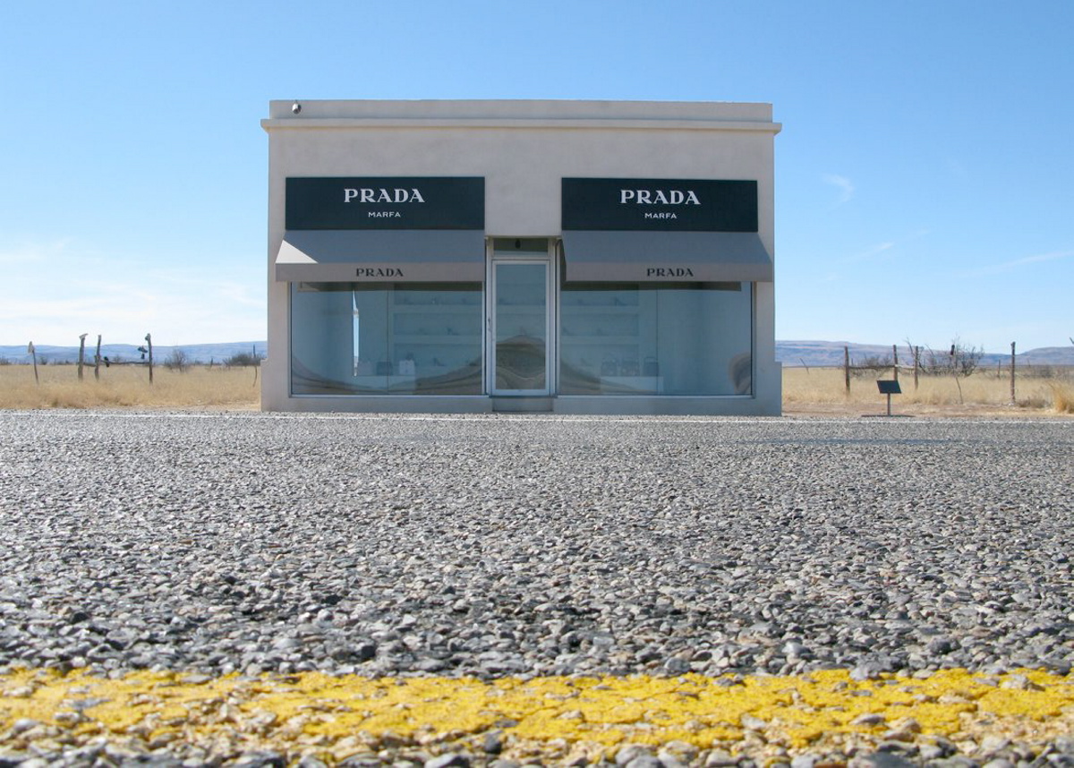 Texas allows desert installation to stay - Victoria Times Colonist Texas allows desert installation to stay - Victoria Times Colonist