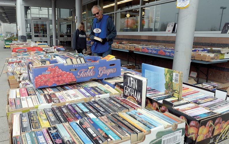Books-by-the-bushel.15.jpg