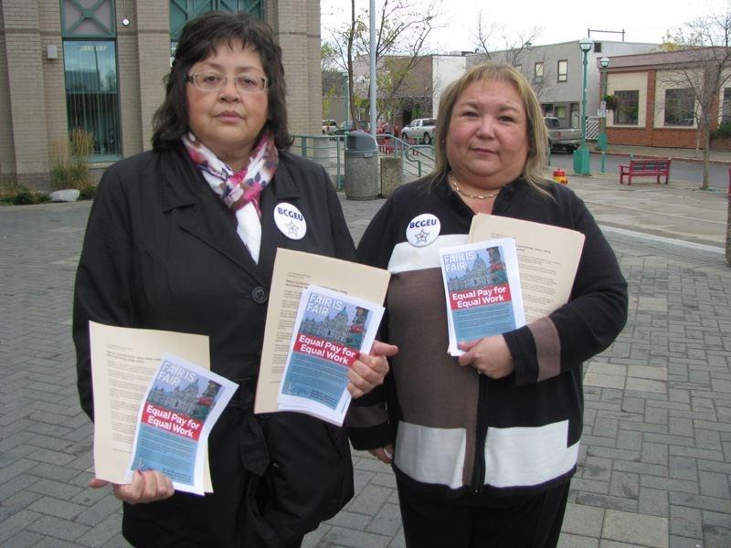 native-court-workers.08.jpg