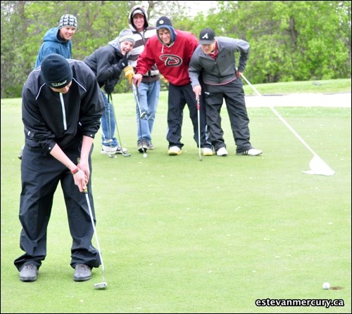 The fourth annual Bruins golf tournament was a success at the Woodlawn Golf Club as 26 teams participated. If you recognize a friend tag them in our photos at: https://www.facebook.com/EstevanMercury