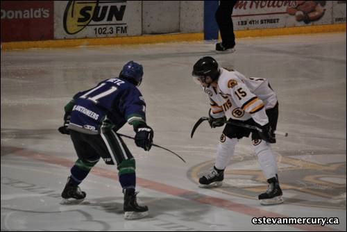 The Estevan Bruins took on the Melfort Mustangs Saturday night at the Civic Auditorium. However even though it was their first game with new head coach Chad Leslie they could not pull out a win against the Mustangs.