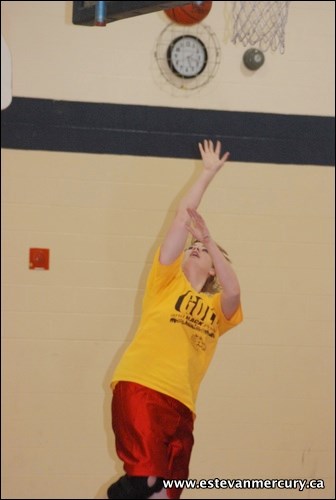 Cynthia Bramham works on her shot Monday at the Estevan Comprehensive School gym. Bramham will join the Olds College Broncos basketball team in the fall.