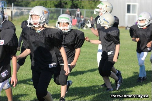 Estevan Minor Football atom and batman teams prepare for upcoming season.