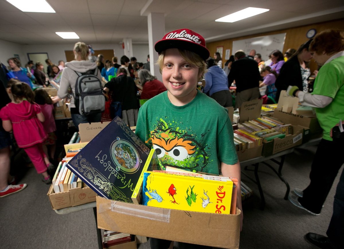 Times Colonist book sale brings out fans, firsttimers in full force